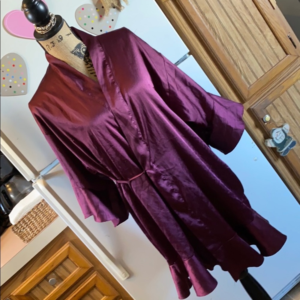 Victoria’s Secret silk robe size women’s XS